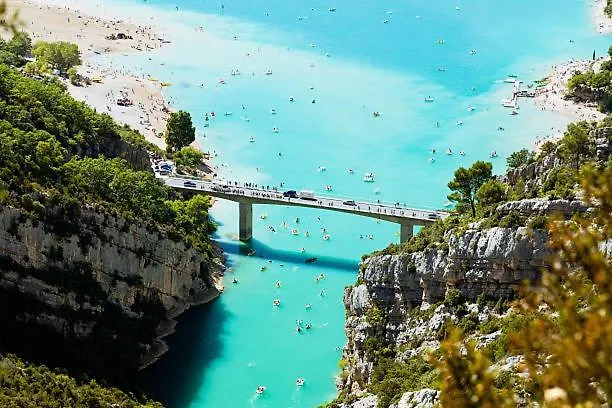 Camping Lac Ste Croix: Riverside Adventure in Verdon Gorges Sainte-Croix-de-Verdon Campsite